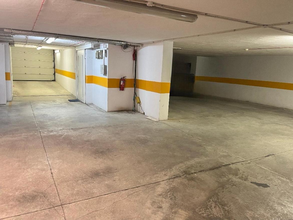 Seafront Two Bedroom Apartment سانت جوليان المظهر الخارجي الصورة