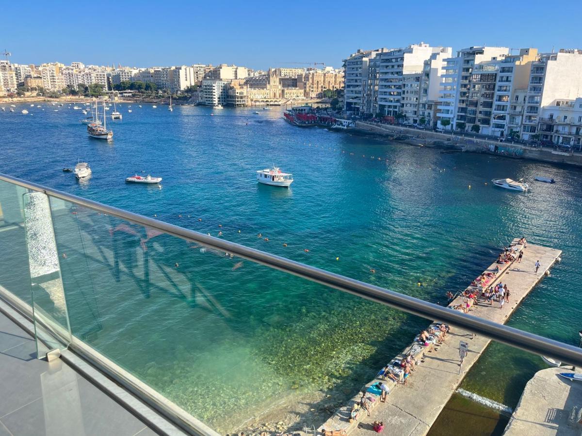 Seafront Two Bedroom Apartment سانت جوليان المظهر الخارجي الصورة